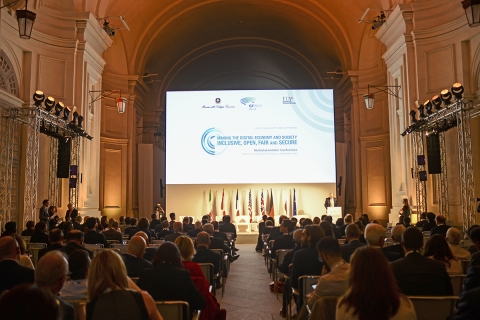 Riunione Ministeriale ICT e Industria